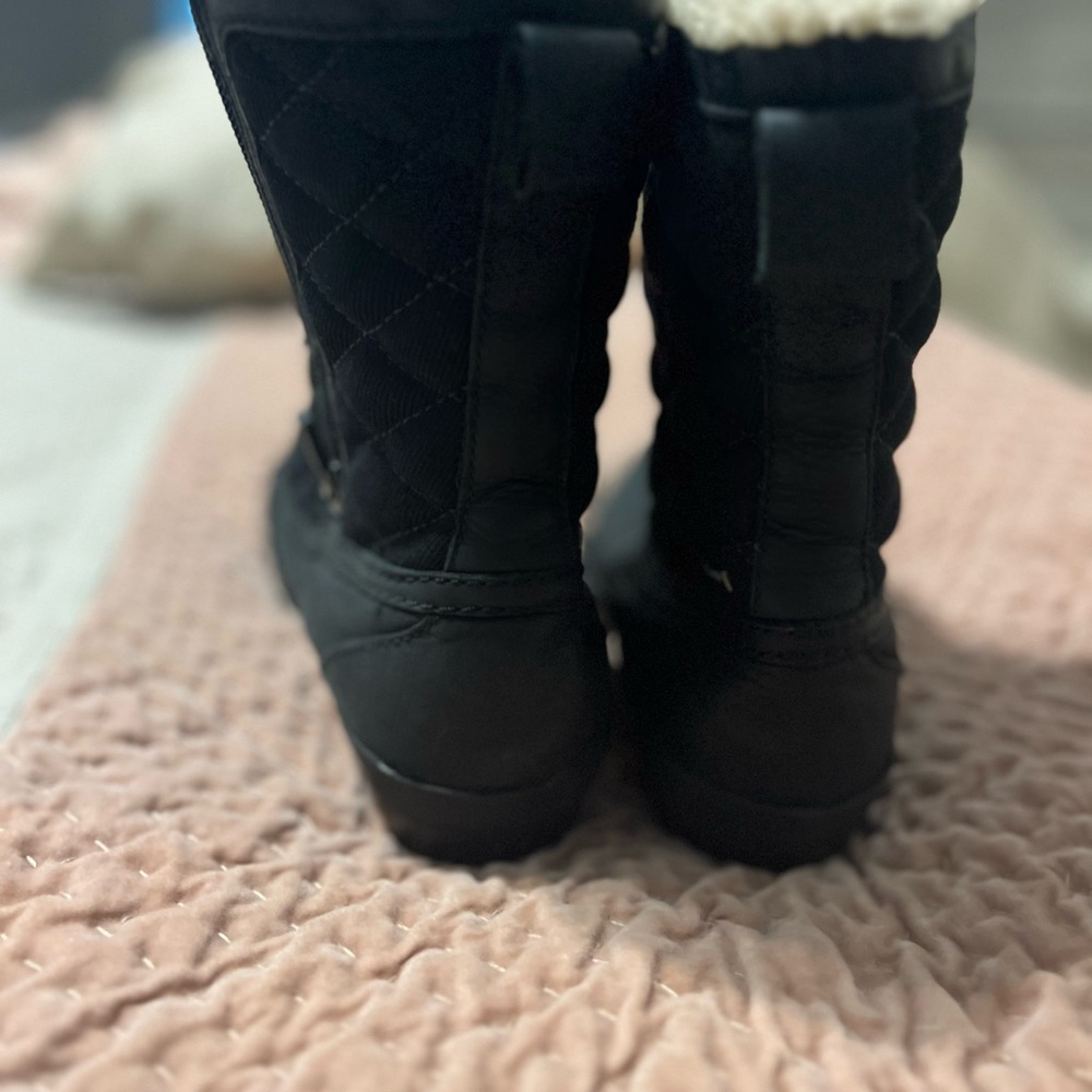 Ugg Boot - image 6